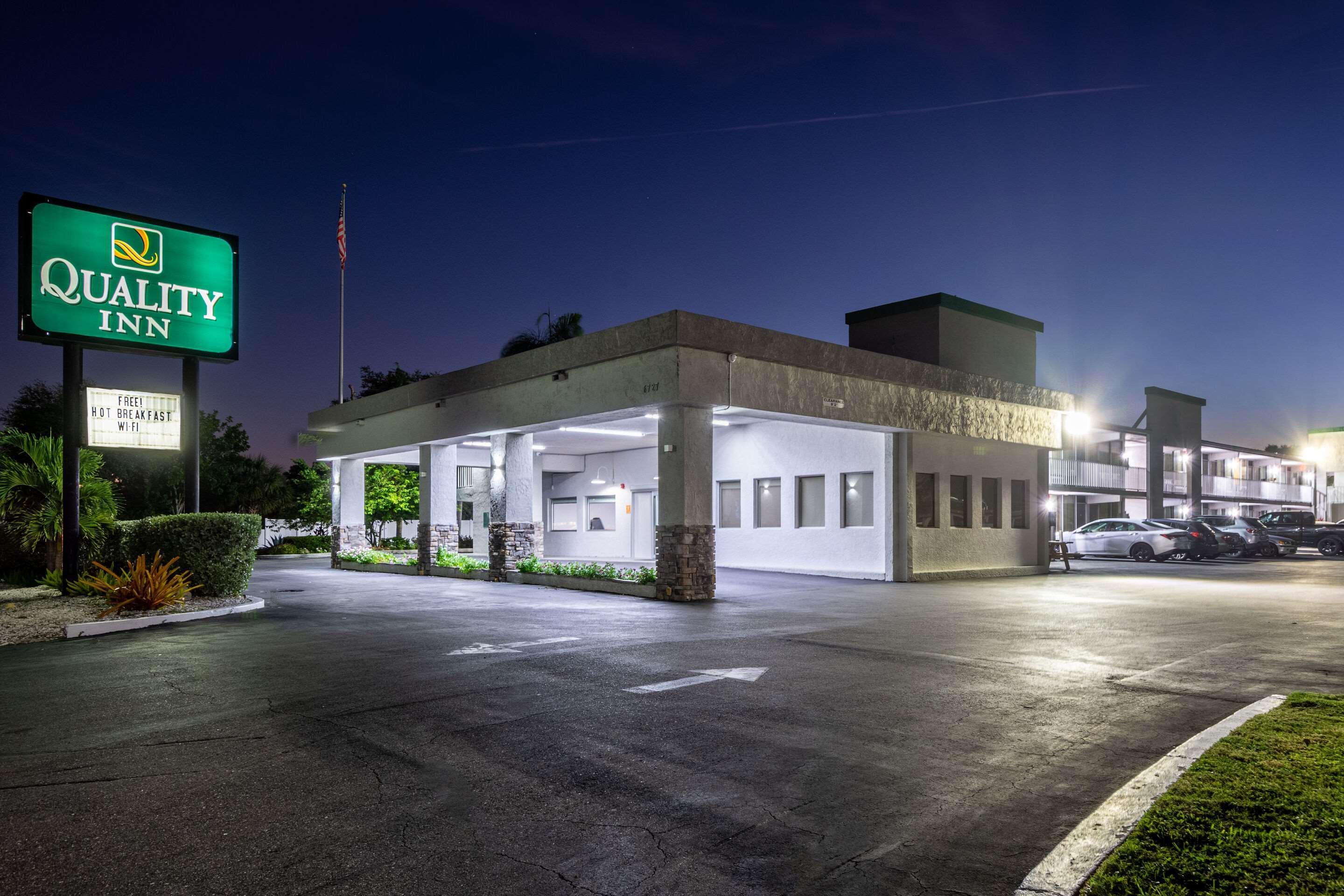 Mini-hôtel Quality - Sarasota North 2*